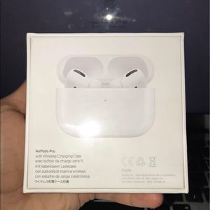 I’m selling my air pod pros they are still new and are ready to go